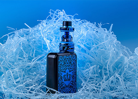 E-cigarettes with smoke liquid atomization